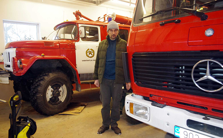 Pruti Väle om külh pia kats miitret pikk miis, no katõ võimsa pästemassina vaihõl tuu vällä ei paistu