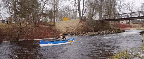 Kanuu-aig nakkas pääle