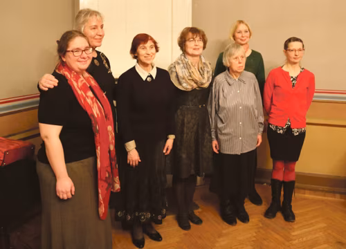 Naisivägi vahtsõst püüne pääl