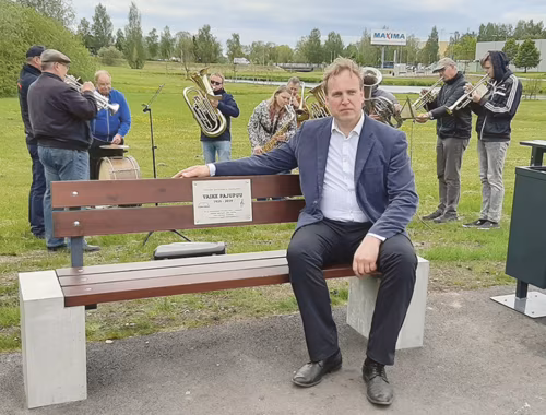 Pajupuu Vaike mälehtüspink