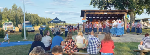 Kangsti küläseltsil oll’ juubõliaasta