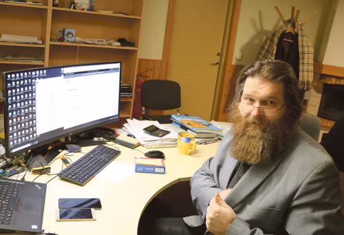 Rahvalug&otilde;mis&otilde;l saa kirja panda uma keele m&otilde;istmis&otilde;