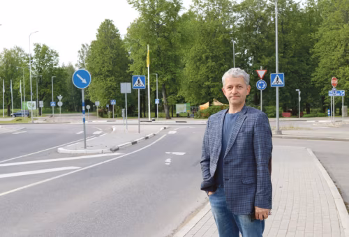 Antsla kandi meistre tulõva uma kraamiga vällä