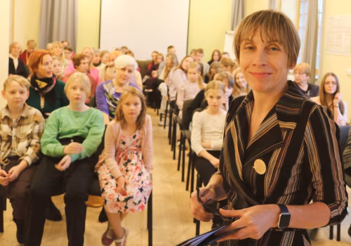 Koolilatsi viie aasta võrokeelidse kirätüü kaasi vaihõl