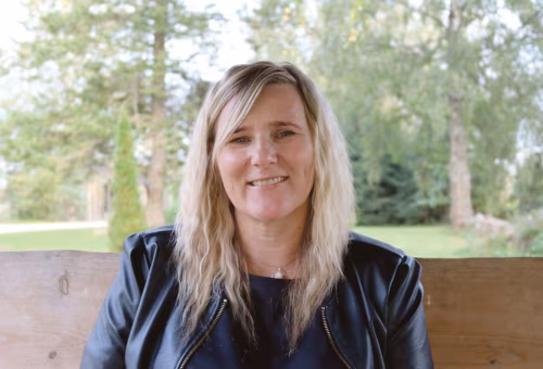 Tiatrit&otilde;v&otilde; p&otilde;d&otilde;ja Saamo Airika