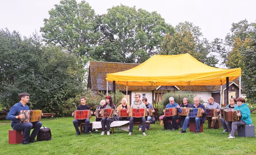 Teppo l&otilde;&otilde;dsatalo pidi s&uuml;nn&uuml;p&auml;&auml;v&auml;pito