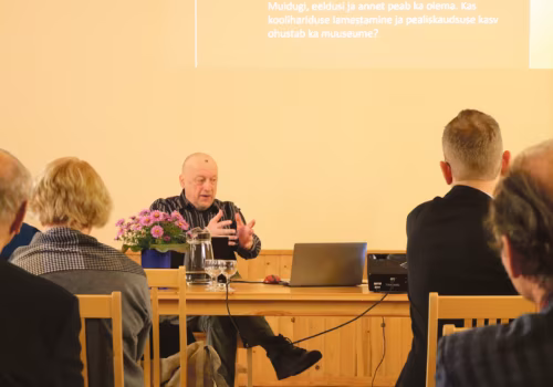 Arotuspäiv muusõummõst